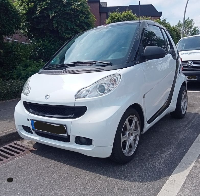 Weiß Gebraucht 2010 Smart ForTwo Cabrio Pulse Cabrio | 5.000 € (Guter Preis) - Bild 1/4