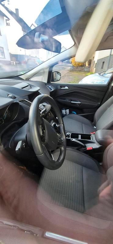 Gebraucht Ford C-MAX Titanium 100 PS (73 kW) 2018 Blau Van / Kleinbus