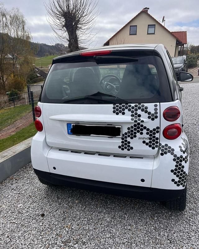 Weiß Gebraucht 2008 Smart ForTwo Coupé Coupé | 2.199 € (Guter Preis) - Bild 1/4
