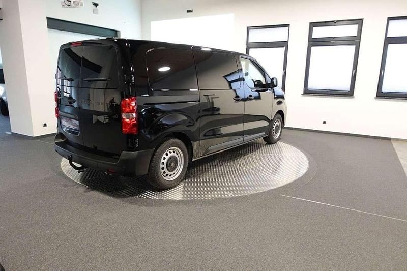 Neu Peugeot Expert 144 PS (105 kW) 2025 Perla neraschwarz Van