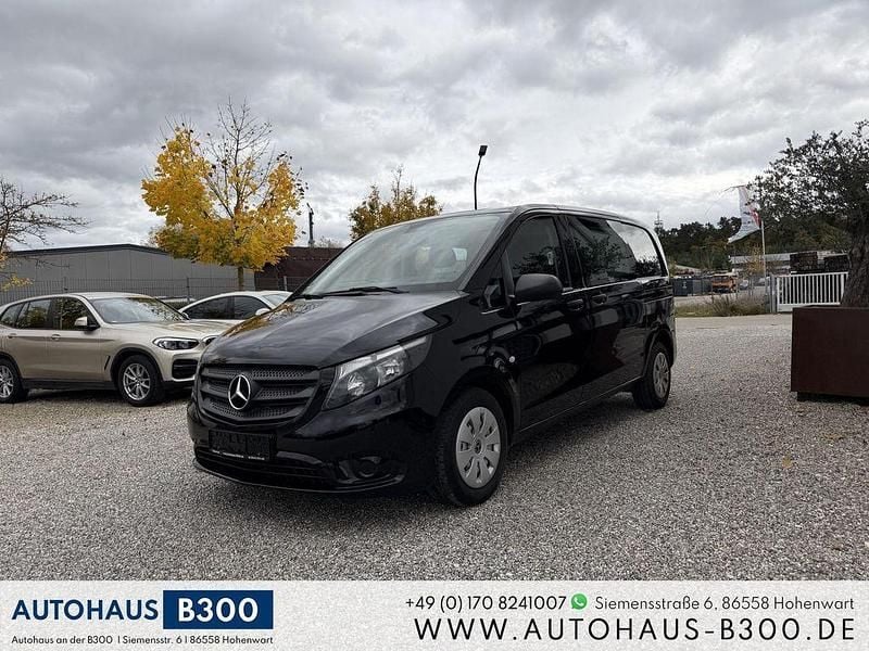Schwarz Gebraucht 2018 Mercedes Vito Limousine | 14.800 € (Fairer Preis) - Bild 1/4