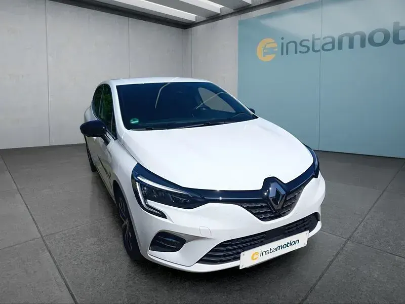 Gebraucht Renault Clio V 90 PS (66 kW) 2023 Weiß Kleinwagen