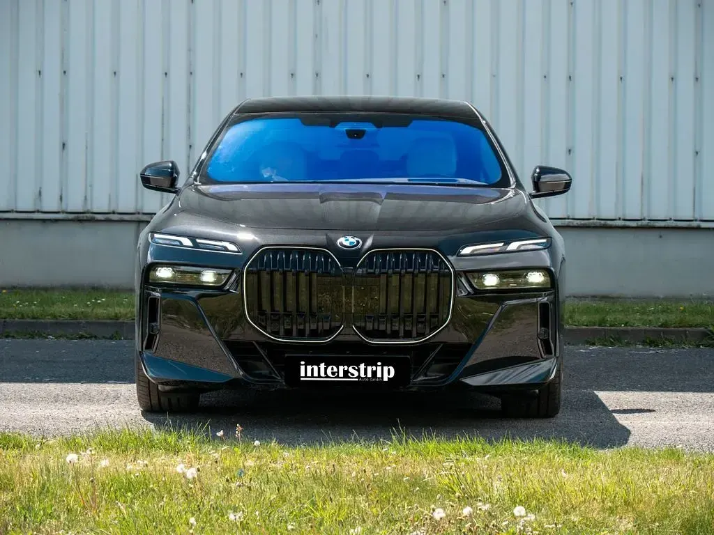 Gebraucht BMW 740 M Sport 286 PS (210 kW) 2026 Schwarz Limousine