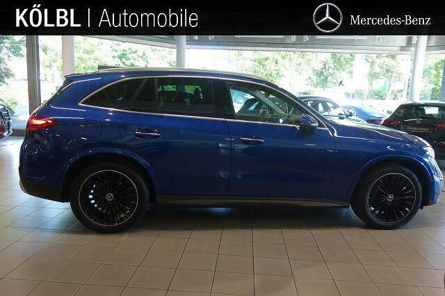 Lack spektralblau Gebraucht 2024 Mercedes GLC300 AMG SUV | 62.990 € (Etwas zu teuer) - Bild 1/4