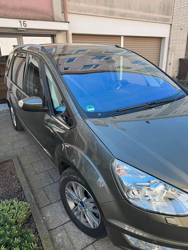 Gebraucht Ford Galaxy 203 PS (149 kW) 2011 Andere farben Van / Kleinbus