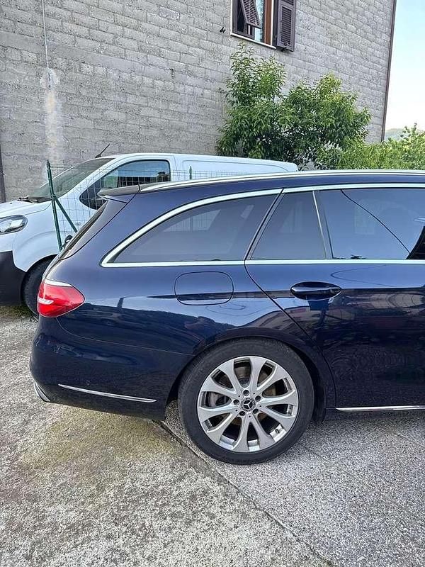 Gebraucht Mercedes E350 Exclusive 258 PS (189 kW) 2017 Limousine