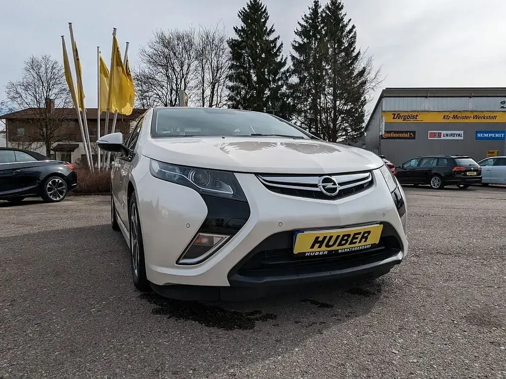 Second-hand Opel Ampera Edition 111 kW (151 CP) 2012 Alb Hatchback