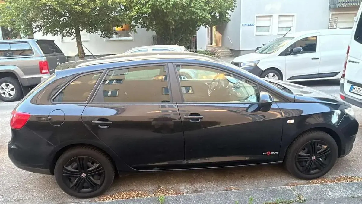 Gebraucht Seat Ibiza 88 PS (64 kW) 2011 Limousine