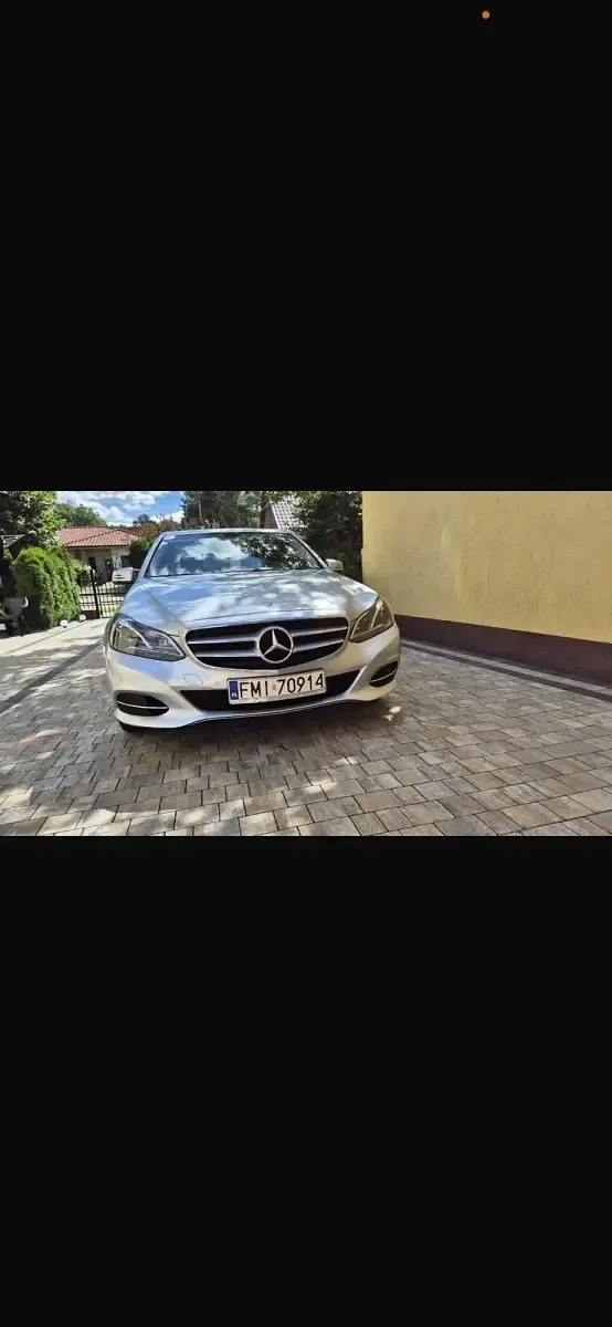 Gebraucht Mercedes E250 204 PS (150 kW) 2015 Silber Limousine