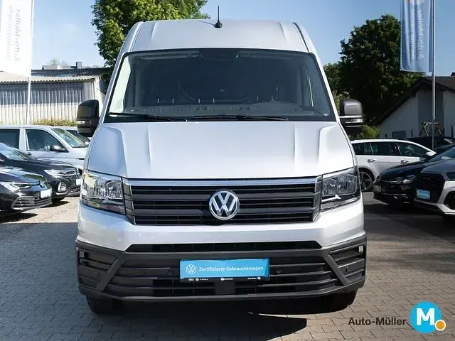 Gebraucht VW Crafter 140 PS (102 kW) 2021 Reflexsilber metallic (metallic) Van