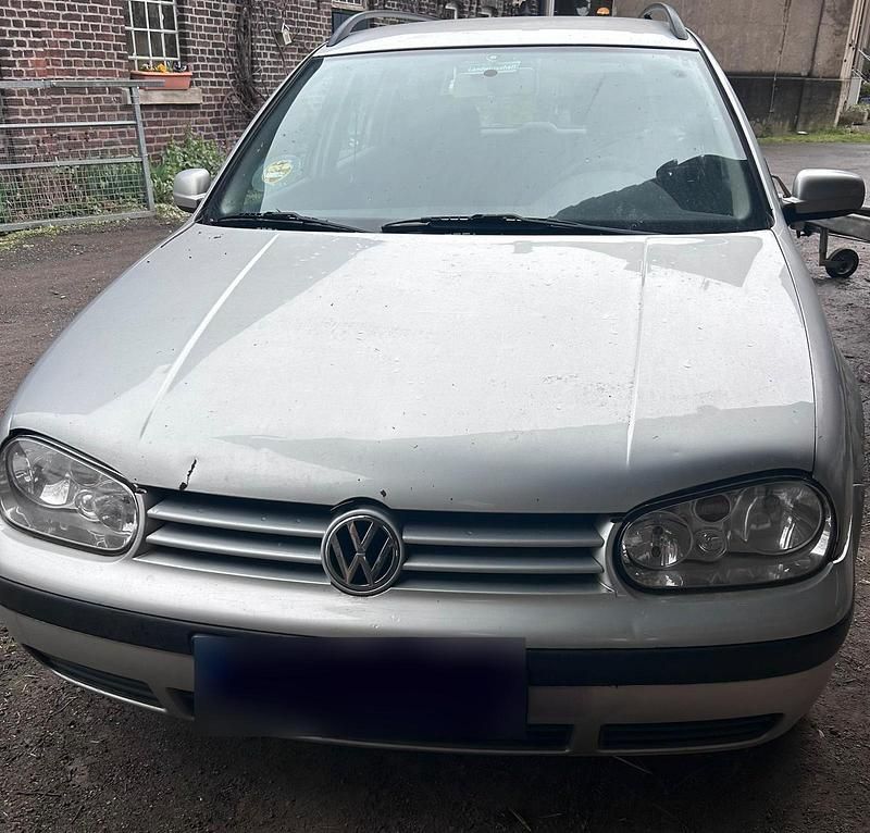 Gebraucht VW Golf IV 68 PS (50 kW) 2001 Silber Kombi