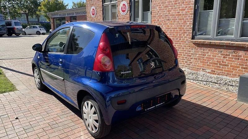 Gebraucht Peugeot 107 Filou 68 PS (50 kW) 2007 Blau (zu lackieren blau 8m6/metalliclackierung mit schu) Kleinwagen