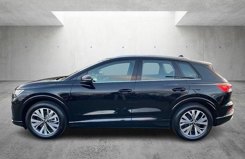 Gebraucht Audi Q4 e-tron Comfort 210 kW (286 PS) 2024 Schwarz SUV