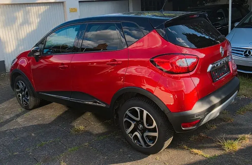 Gebraucht Renault Captur XMOD 118 PS (86 kW) 2017 Rot SUV
