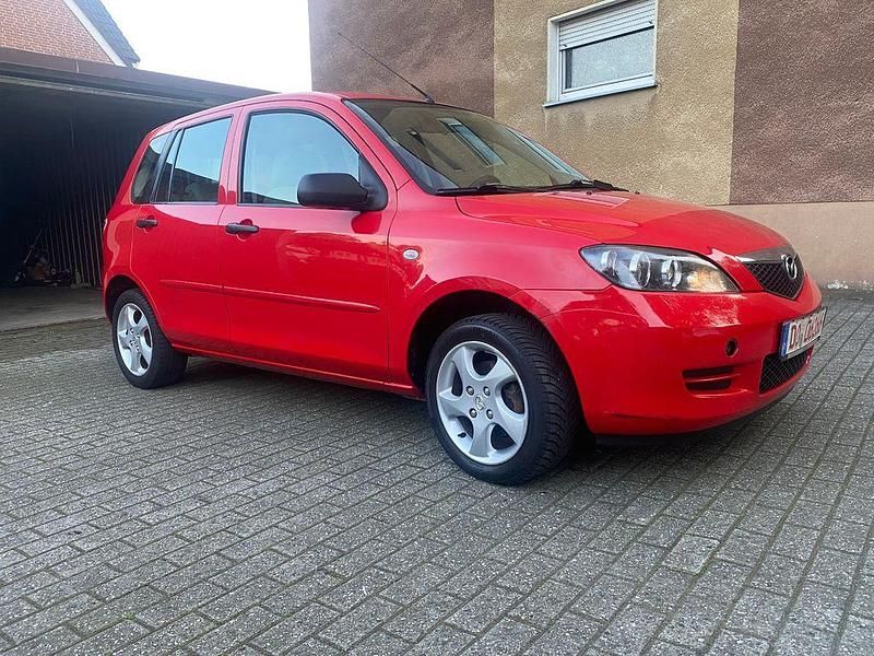 Gebraucht Mazda 2 Comfort 75 PS (55 kW) 2008 Rot Limousine