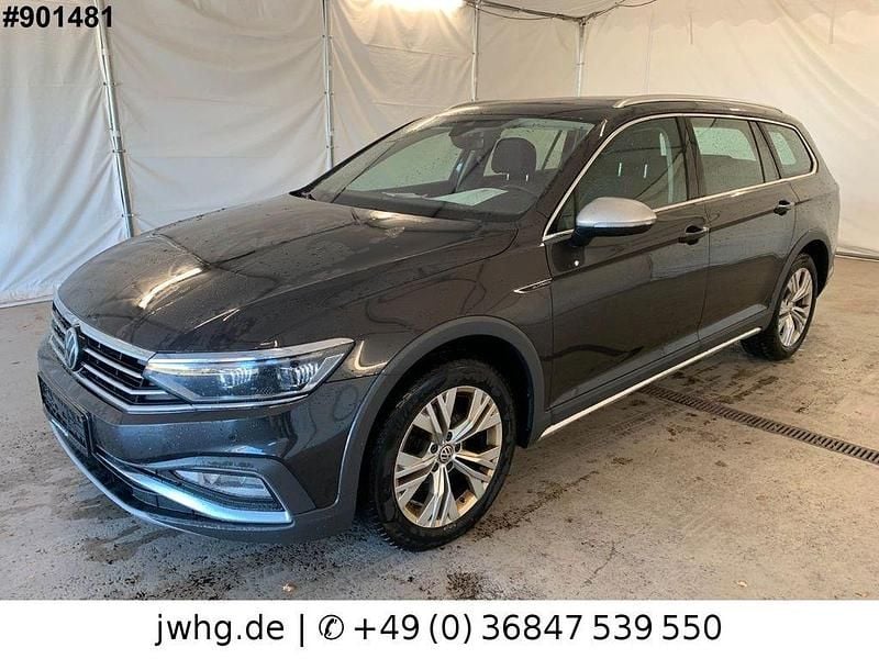 Grau Gebraucht 2022 VW Passat Alltrack Kombi | 22.450 € (Superpreis) - Bild 1/4