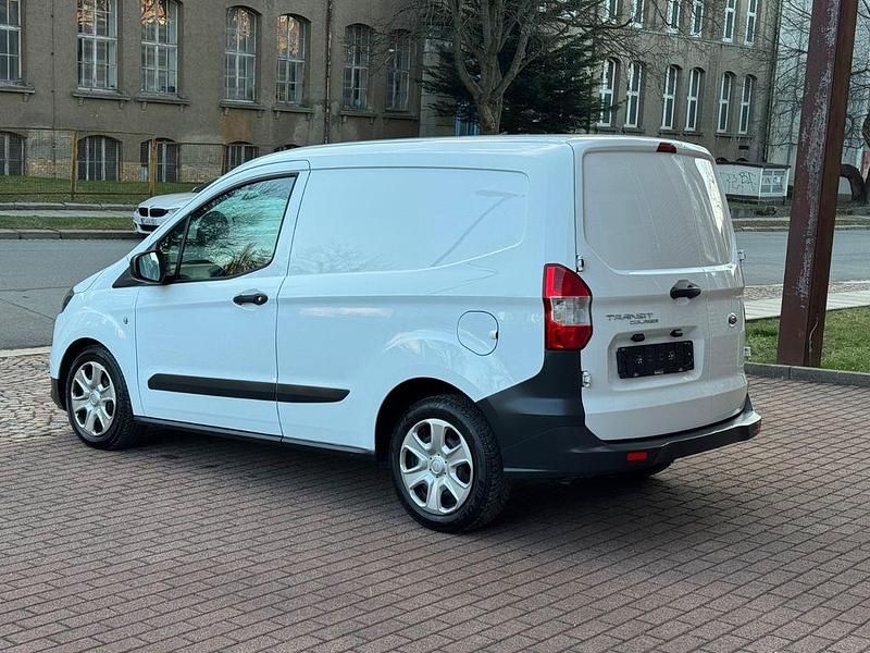 Gebraucht Ford Transit 75 PS (55 kW) 2021 Weiß Van / Kleinbus