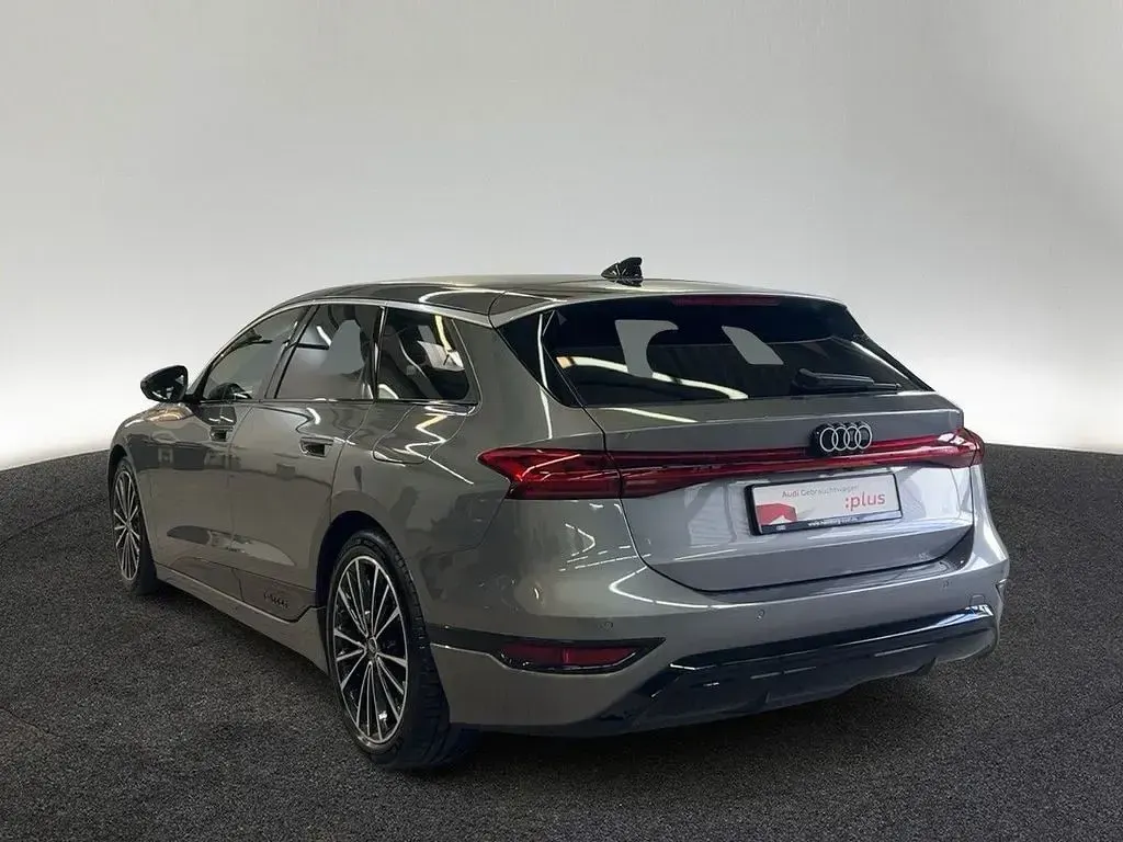 Używany Audi A6 e-tron Performance 269 kW (367 KM) 2025 Szary Kombi
