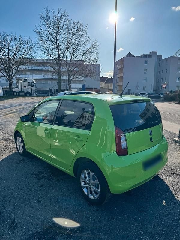 Gebraucht Skoda Citigo 60 PS (44 kW) 2018 Grün Kleinwagen