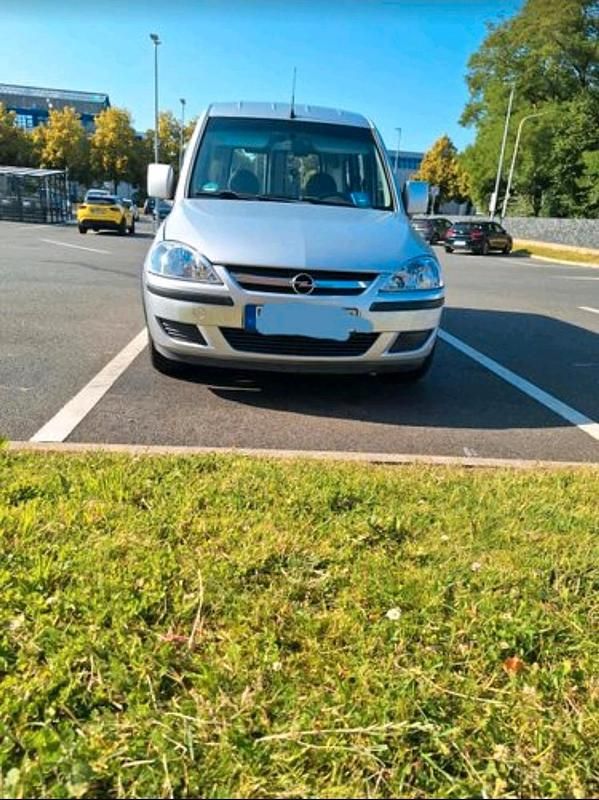 Gebraucht 2004 Opel Combo Van / Kleinbus | 2.450 € (Fairer Preis) - Bild 1/4