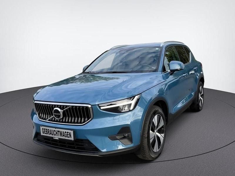 Gebraucht Volvo XC40 Plus 211 PS (155 kW) 2022 Fjord blue / metallic SUV