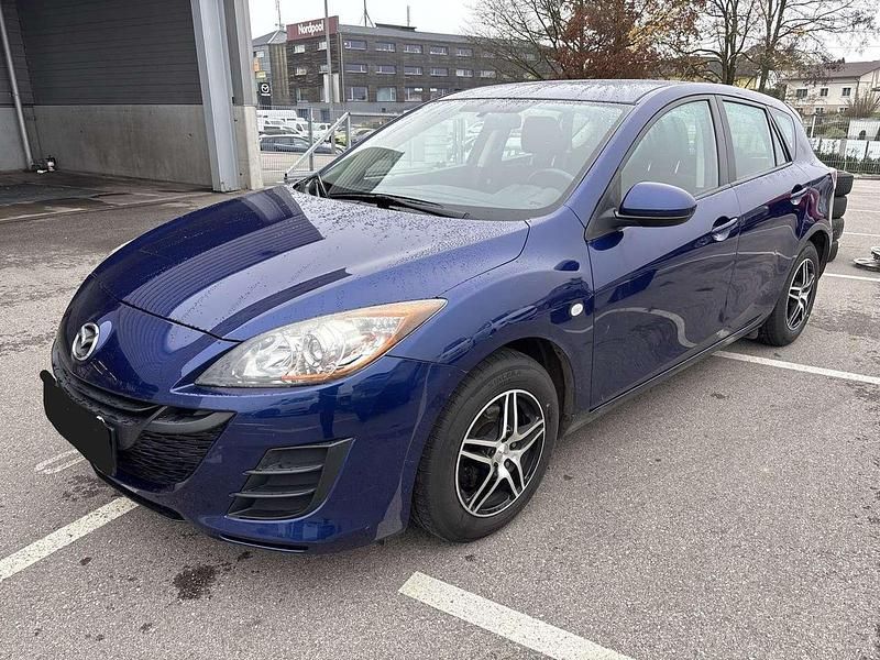 Gebraucht Mazda 3 Prime-Line 109 PS (80 kW) 2010 Indigo lights mica Kleinwagen