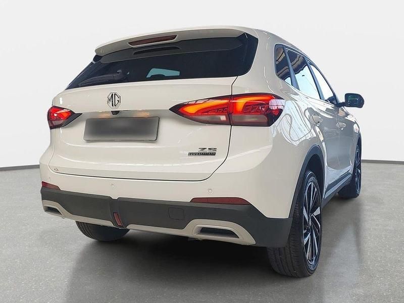 Neu MG ZS Luxury 197 PS (144 kW) 2026 Weiß SUV