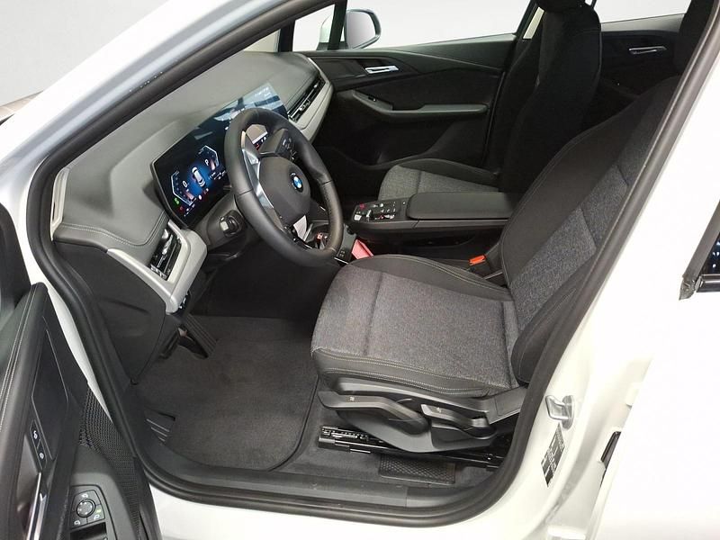 Weiß Neu 2026 BMW 218 Active Tourer Van / Kleinbus | 35.080 € (Superpreis) - Bild 1/4