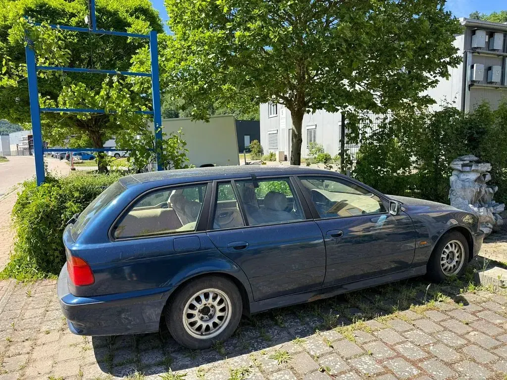Brugt BMW 523 170 HK (125 kW) 1999 Beige Stationcar