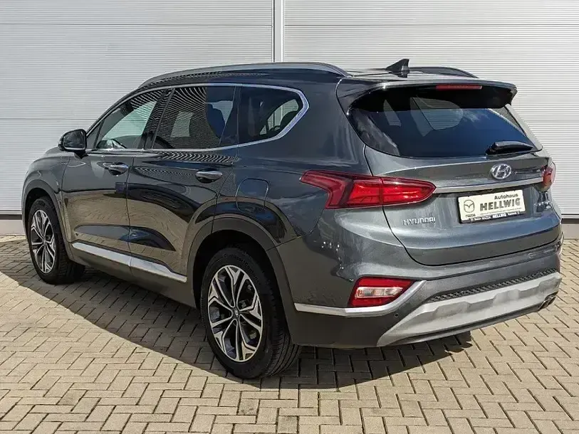 Gebraucht Hyundai Santa Fe Premium 200 PS (147 kW) 2020 Rain forest metallic (metallic) SUV