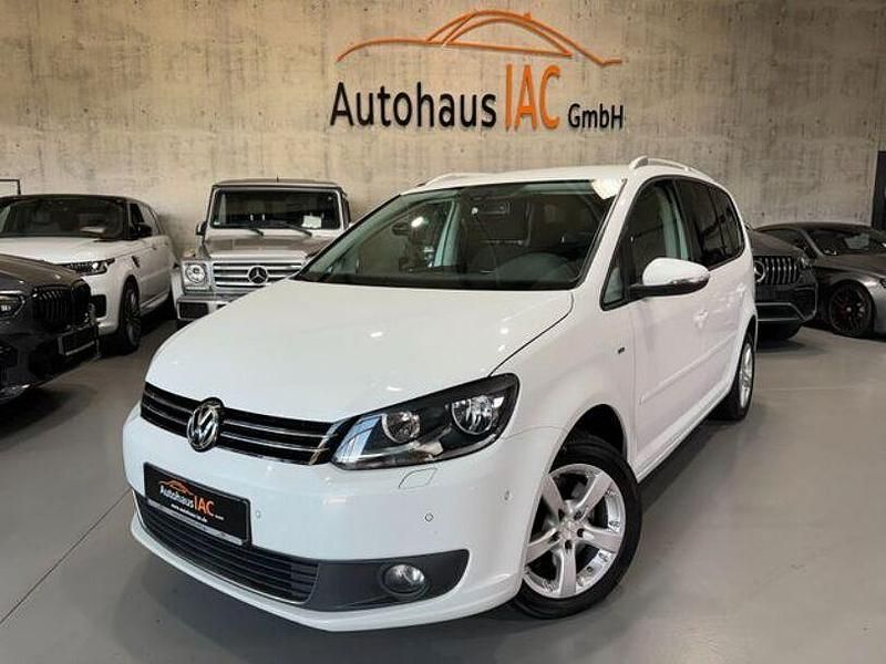 Weiß Gebraucht 2014 VW Touran Cup Van / Kleinbus | 9.900 € (Fairer Preis) - Bild 1/4
