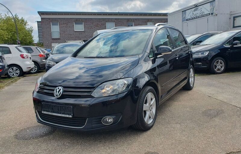 Schwarz Gebraucht 2012 VW Golf VII Style Limousine | 6.995 € (Guter Preis) - Bild 1/4