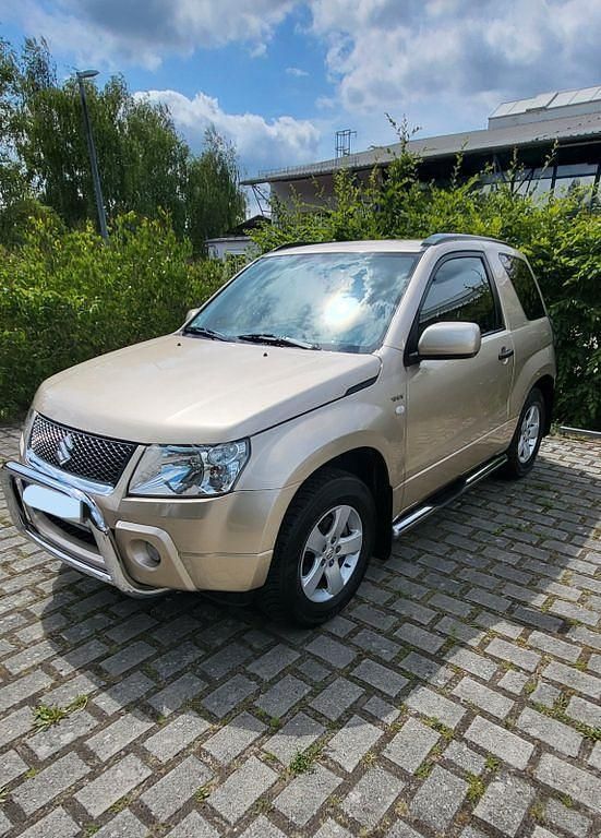 Beige Gebraucht 2005 Suzuki Vitara SUV | 6.000 € (Fairer Preis) - Bild 1/4