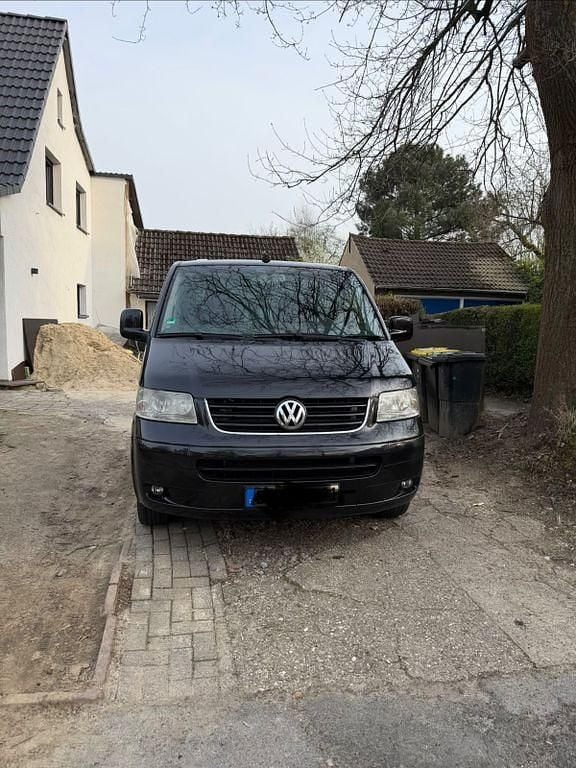 Second-hand VW T5 174 CP (127 kW) 2003 Negru Van