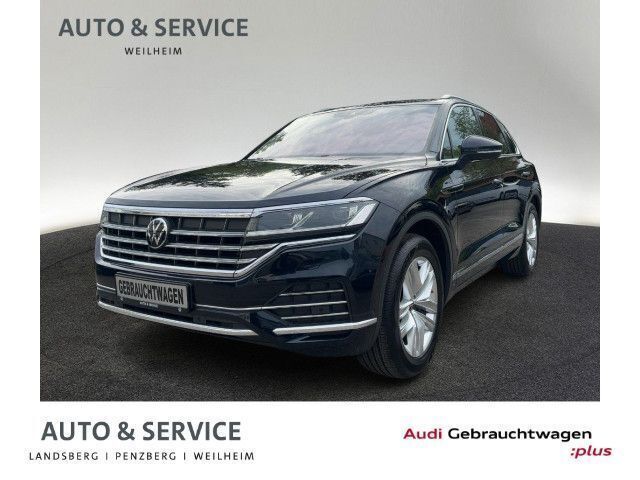 Schwarz 2t orcaschwarz metallic metallic Gebraucht 2020 Audi RS Q8 Ambiente SUV | 89.990 € (Teuer) - Bild 1/4