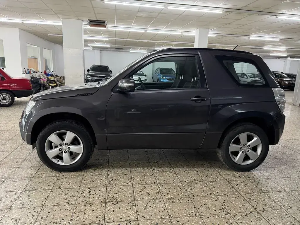 Gebraucht Suzuki Grand Vitara Club 166 PS (122 kW) 2009 Grau SUV