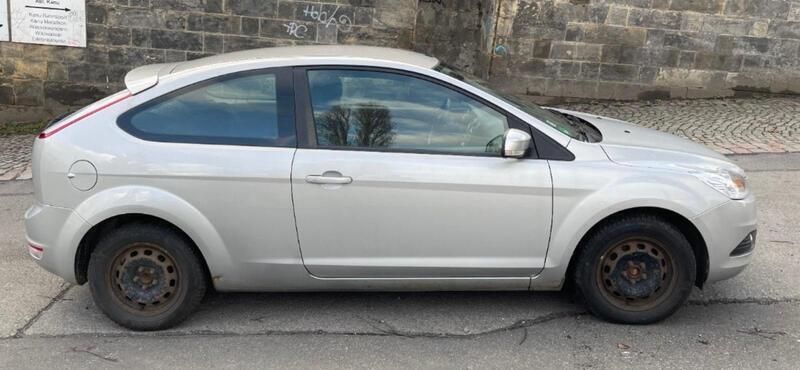 Gebraucht Ford Focus Ambiente 80 PS (58 kW) 2008 Grau Kleinwagen