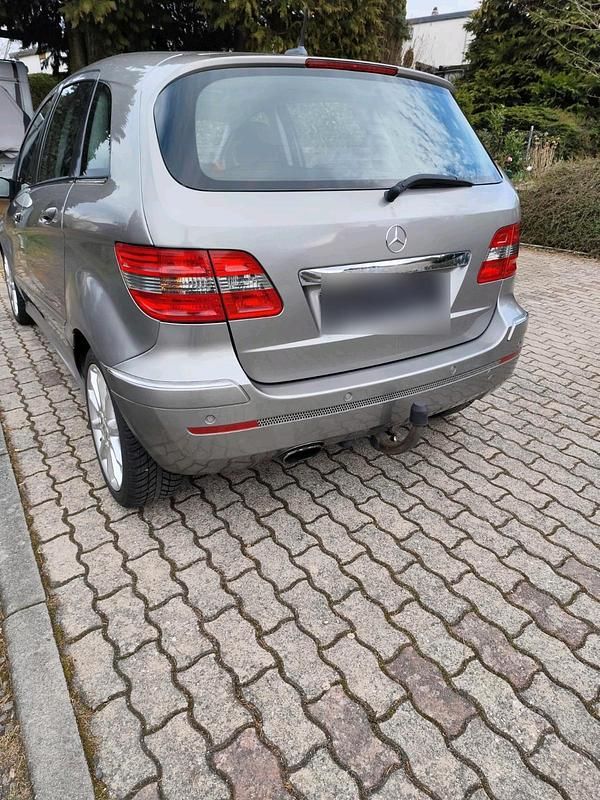 Gebraucht Mercedes B200 2006 Silber Van / Kleinbus