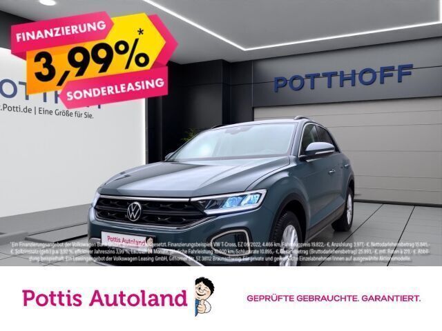 Petroleum blue metallic Gebraucht 2024 VW T-Roc Life SUV | 21.777 € (Guter Preis) - Bild 1/4