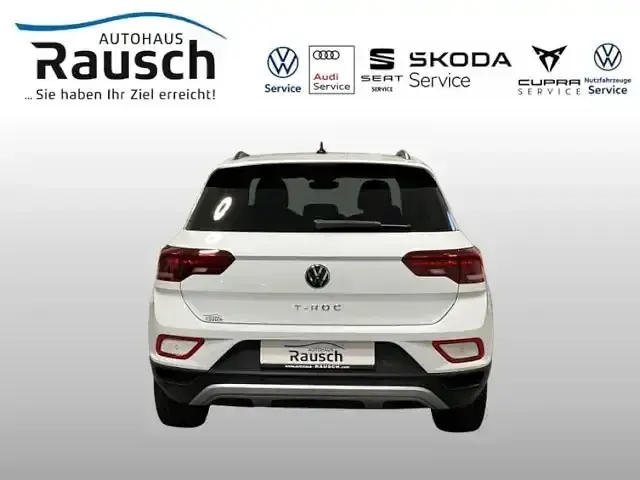 Gebraucht VW T-Roc Move 150 PS (110 kW) 2024 Pure white (weiß) SUV