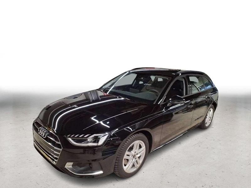 Gebraucht Audi A4 Advanced Plus 163 PS (119 kW) 2025 Mythosschwarz metallic Kombi