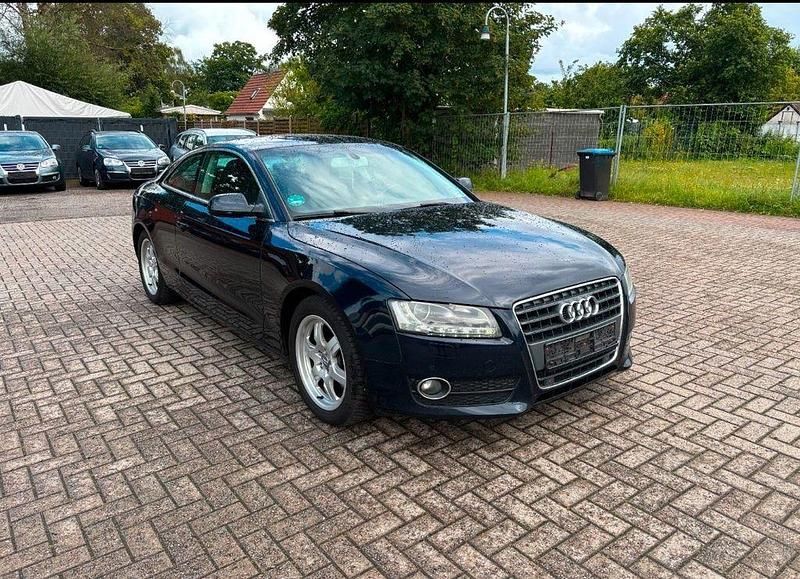 Blau Gebraucht 2010 Audi A5 Performance Coupé | 9.500 € (Fairer Preis) - Bild 1/4
