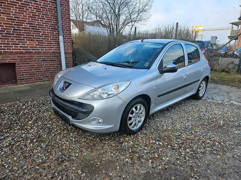 Gebraucht Peugeot 206+ 68 PS (50 kW) 2009 Grau Kleinwagen