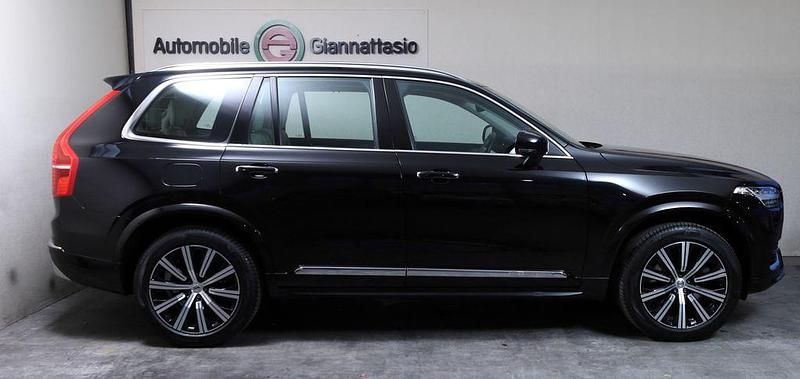Schwarz Gebraucht 2022 Volvo XC90 Plus SUV | 42.490 € (Guter Preis) - Bild 1/4