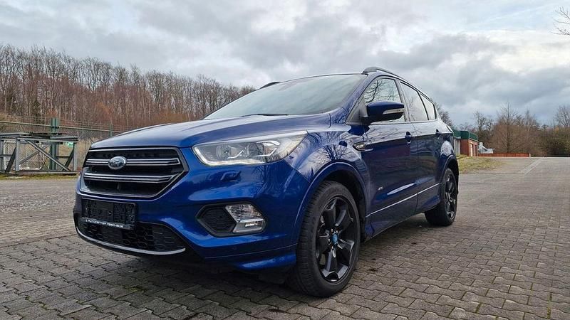 Gebraucht Ford Kuga ST-Line 182 PS (133 kW) 2018 Blau SUV