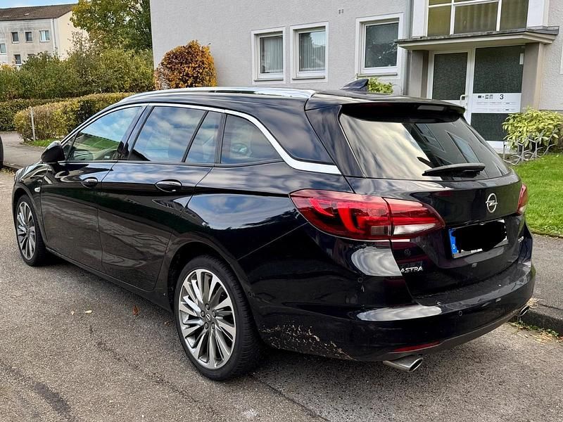 Gebraucht Opel Astra Ultimate 200 PS (147 kW) 2018 Blau Kombi