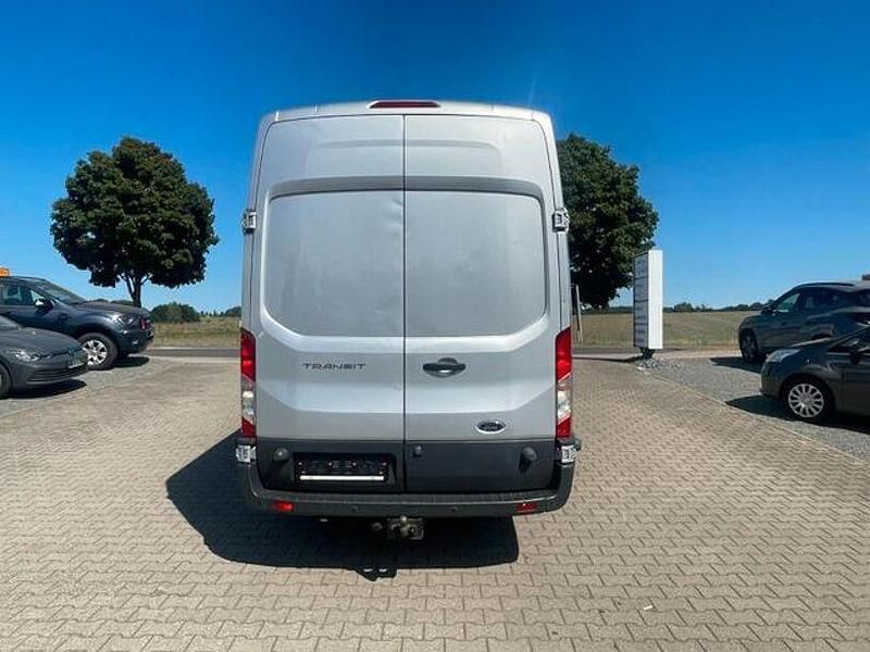 Gebraucht Ford Transit Trend 170 PS (125 kW) 2018 Silber Van / Kleinbus