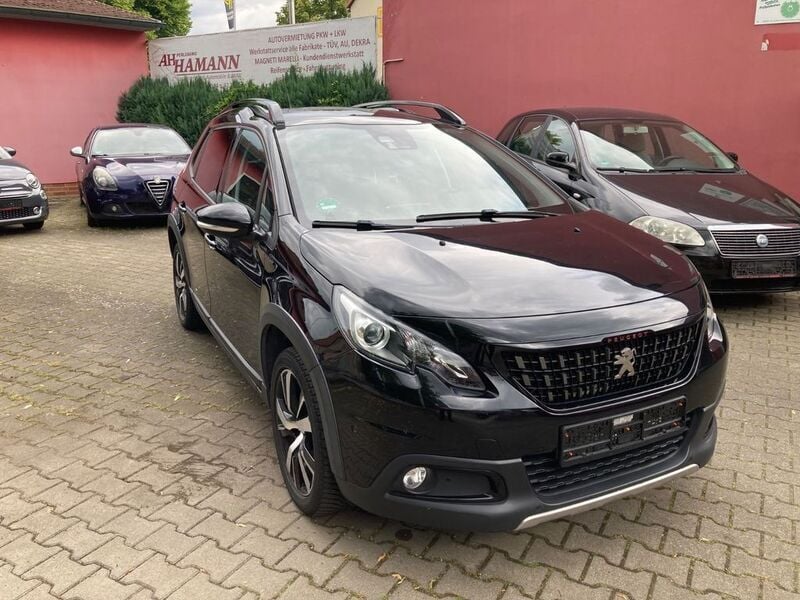 Schwarz perla nera/me Gebraucht 2019 Peugeot 2008 Allure GT-Line SUV | 11.998 € (Guter Preis) - Bild 1/4
