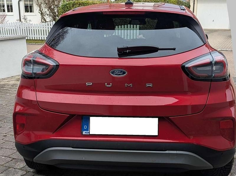 Gebraucht Ford Puma Titanium 125 PS (91 kW) 2021 Rot SUV