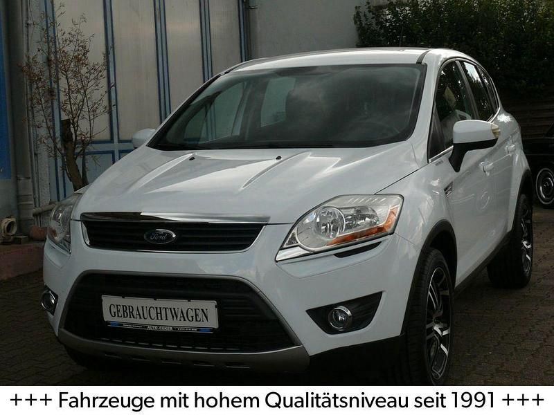 Weiß Gebraucht 2012 Ford Kuga Champions Edition SUV | 9.999 € (Etwas zu teuer) - Bild 1/4